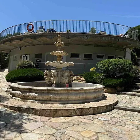 Apartment Cala Bona - Beachfront *