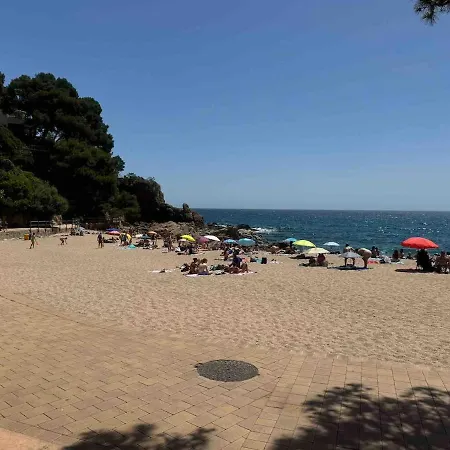 Cala Bona - Beachfront * Blanes