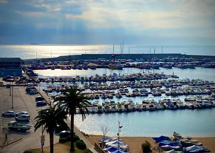 Cala Bona - Beachfront Apartamento *