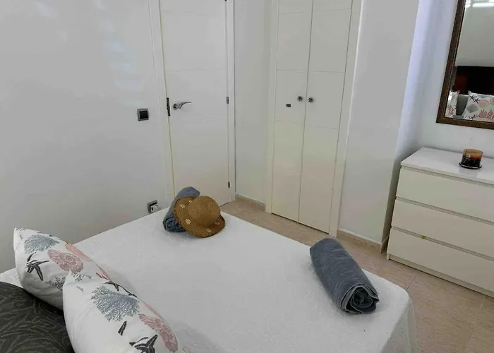 Cala Bona - Beachfront Daire Blanes