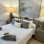 Cala Bona - Beachfront Appartement