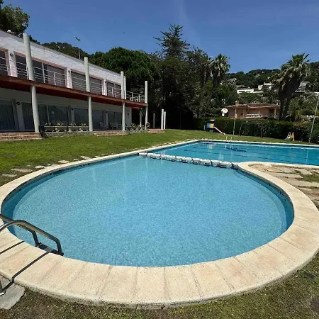 Lejlighed Cala Bona - Beachfront