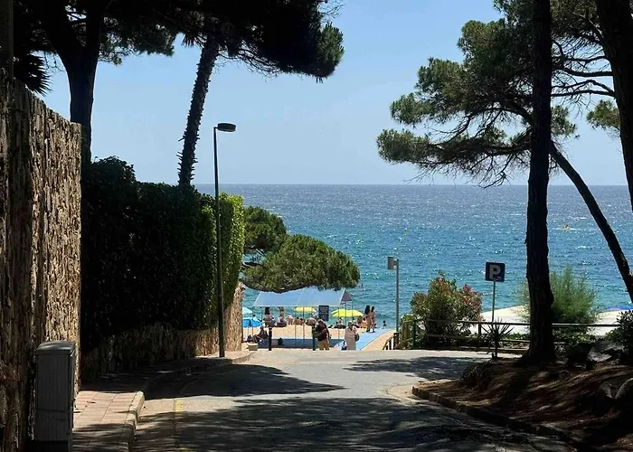 Cala Bona - Beachfront Apartment