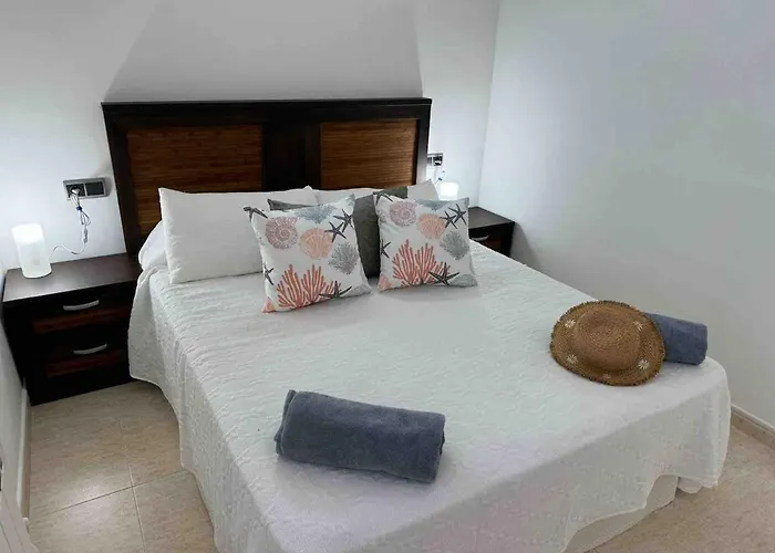 Cala Bona - Beachfront Apartament