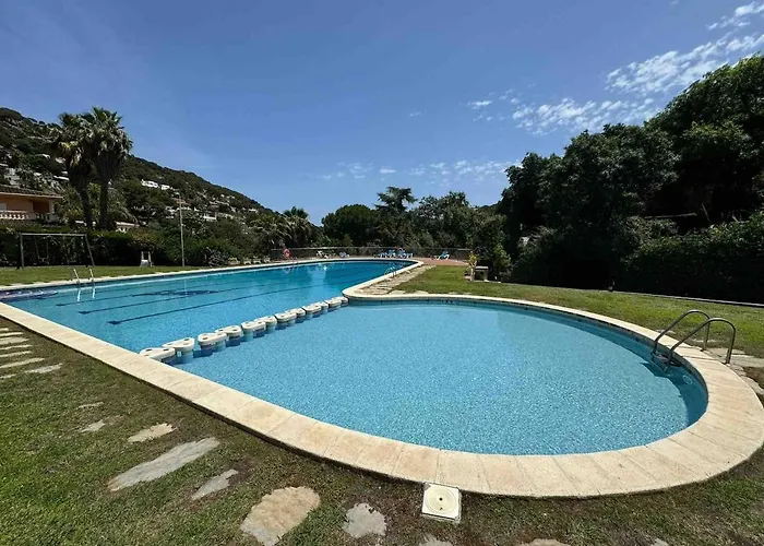 Apartment Cala Bona - Beachfront Blanes