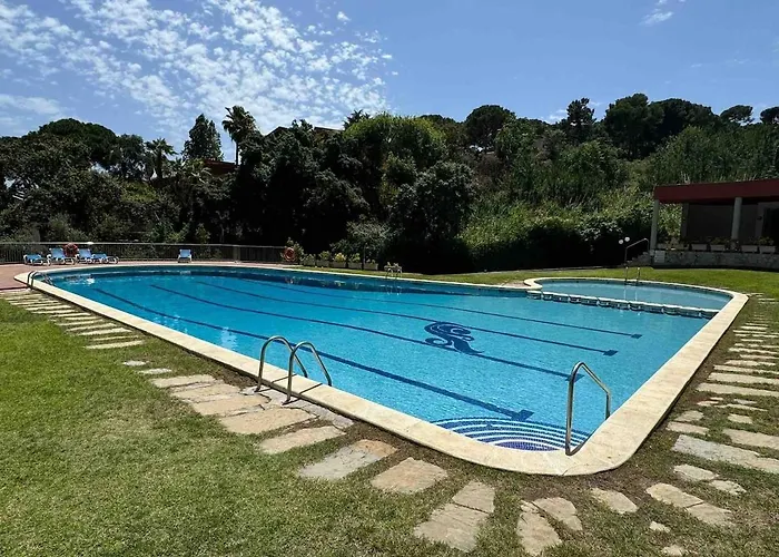 Cala Bona - Beachfront Apartment Blanes